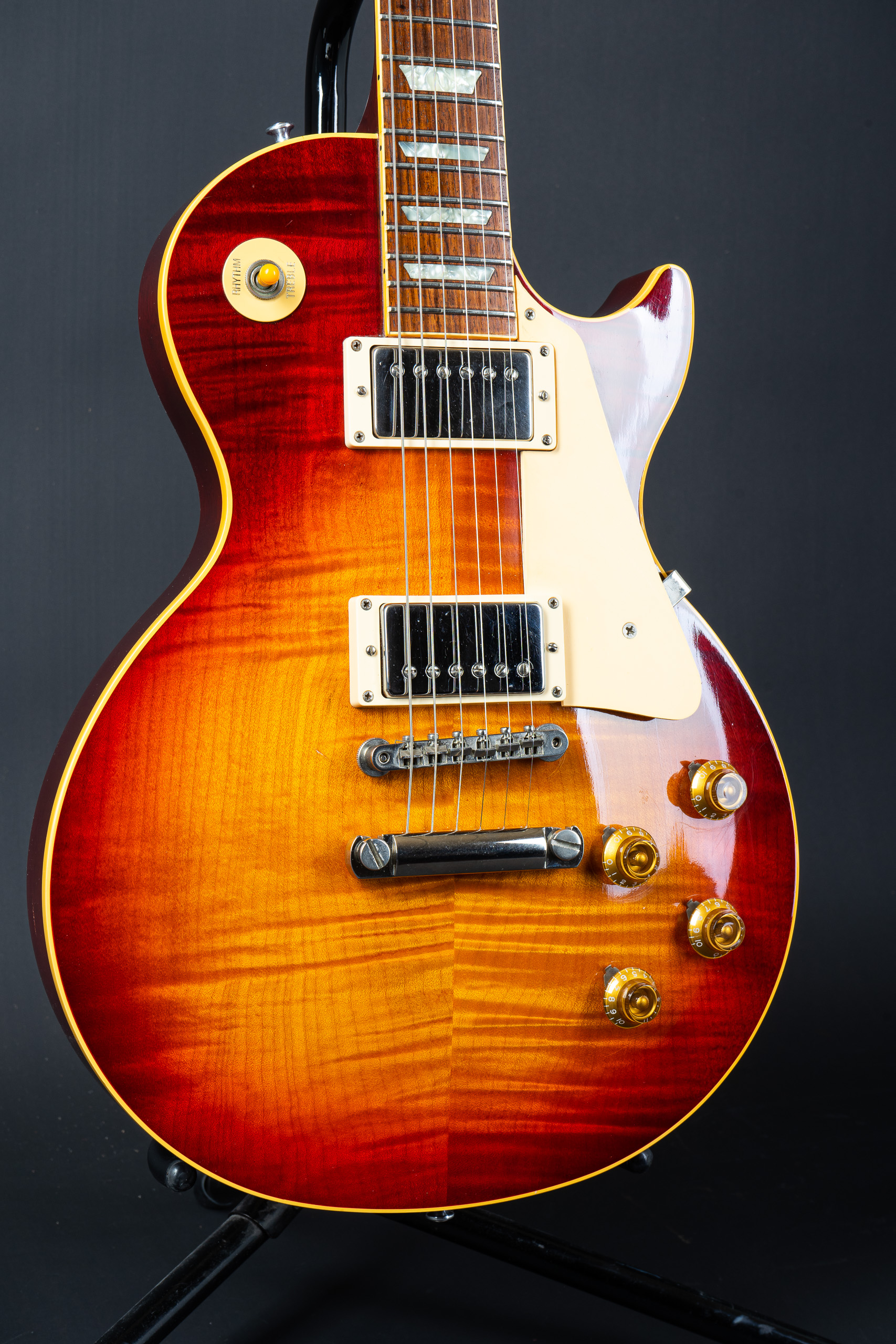 1987 Gibson Les Paul Flametop Pre-Historic 59 Reissue - GuitarPoint