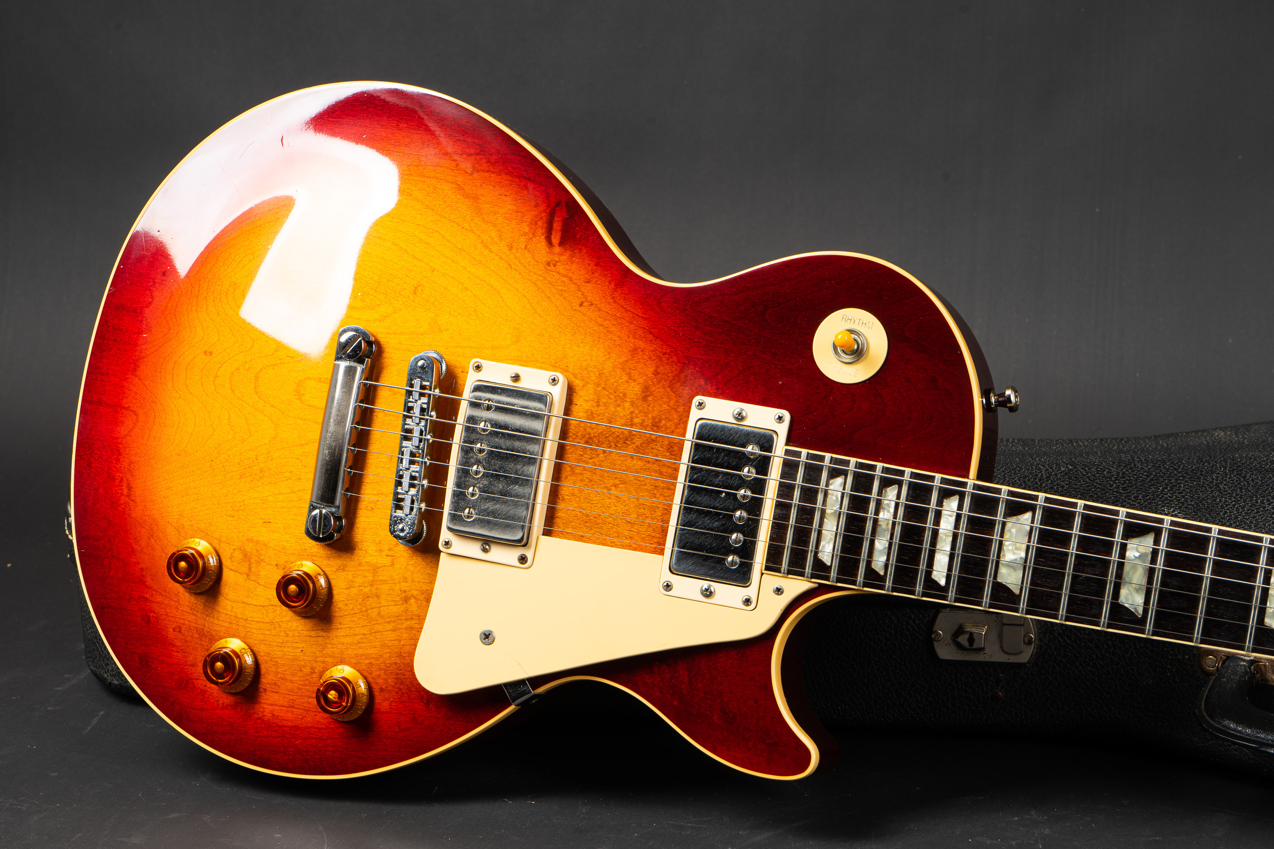 1989 Gibson Les Paul Standard - Sunburst - GuitarPoint