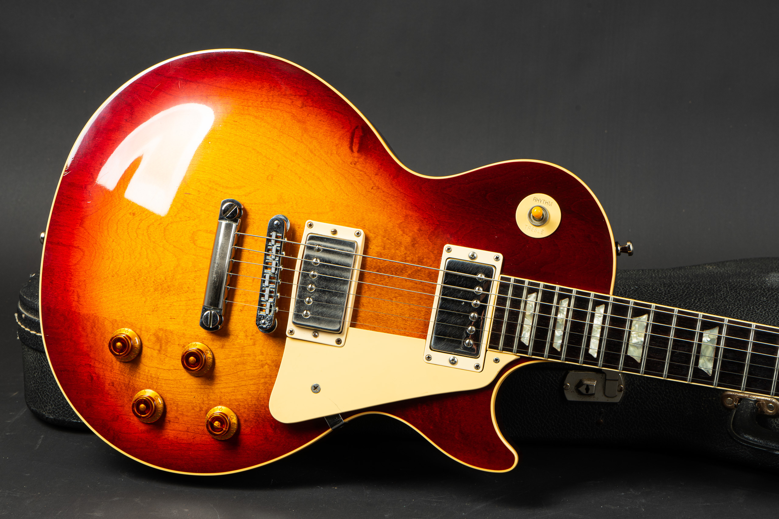 1989 Gibson Les Paul Standard - Sunburst - GuitarPoint