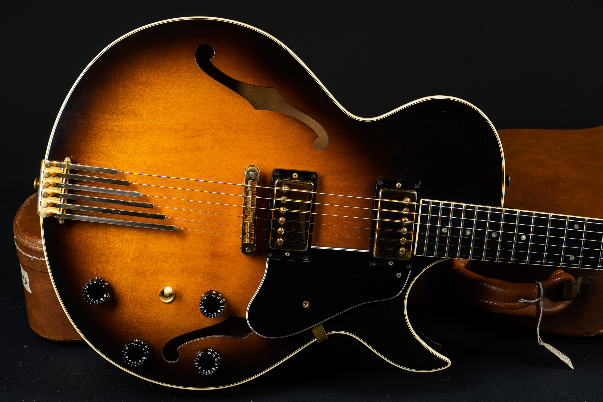 1990 Gibson Howard Roberts - Sunburst - GuitarPoint