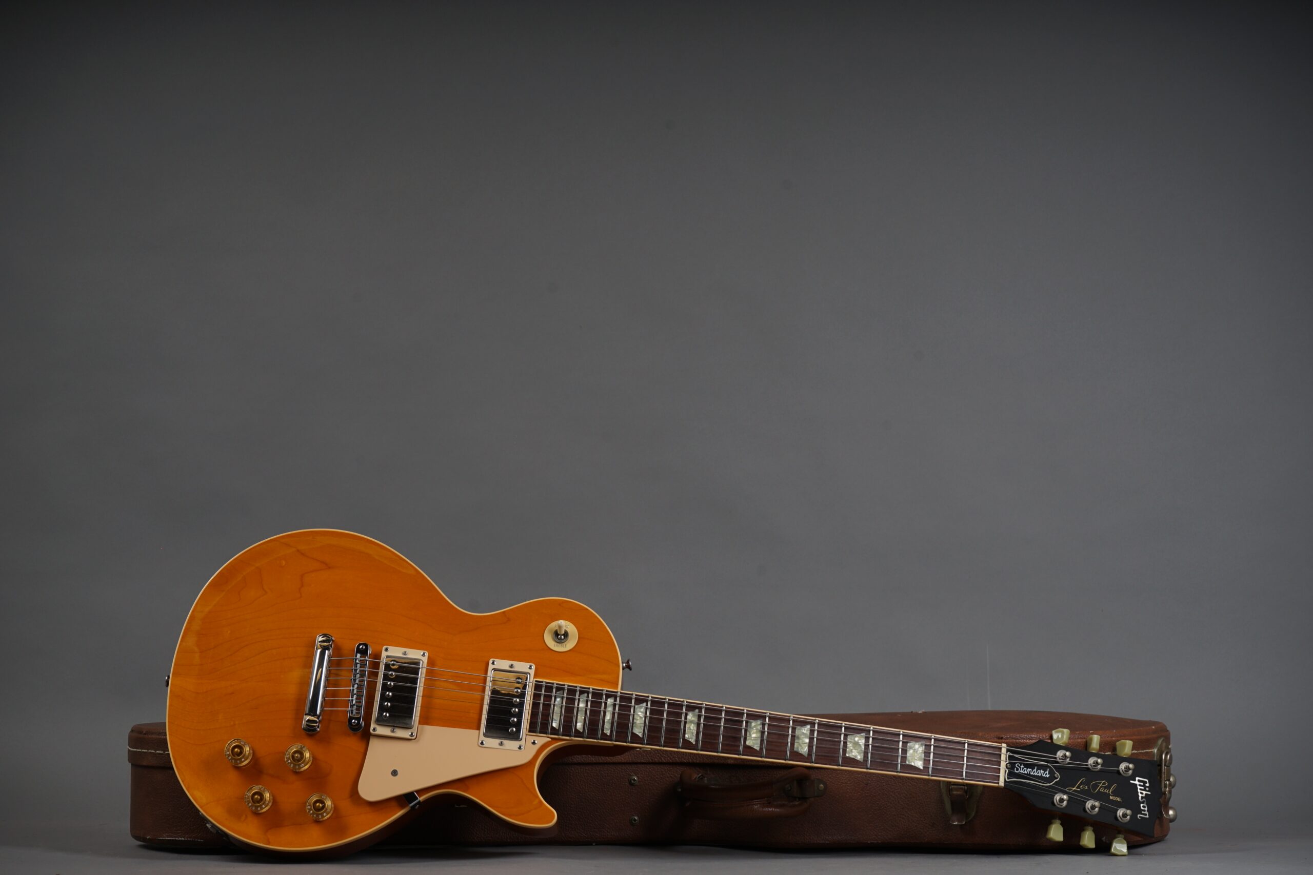 1990 Gibson Les Paul Standard LTD - Amber - GuitarPoint