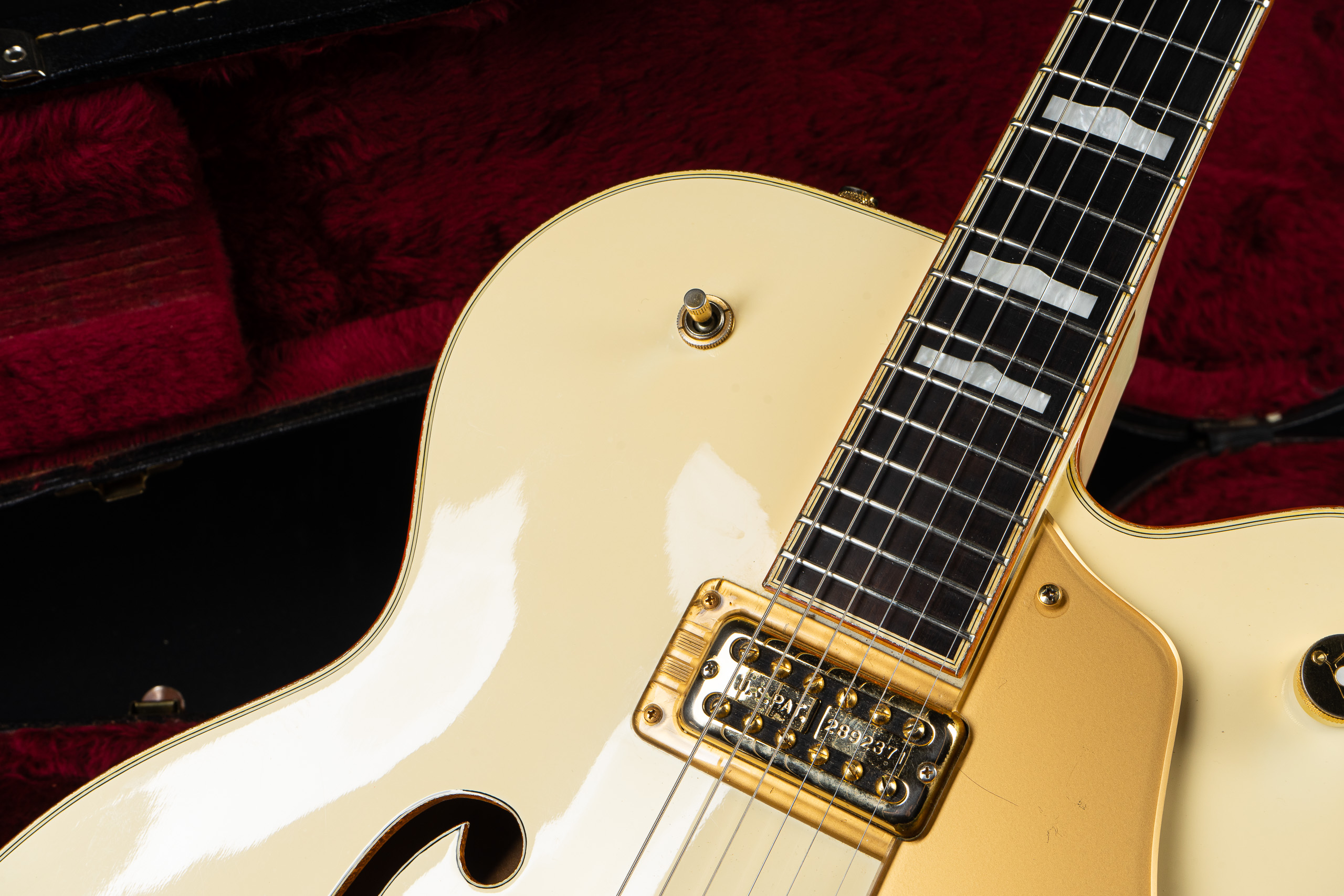 1990 Gretsch 6136 White Falcon – GuitarPoint