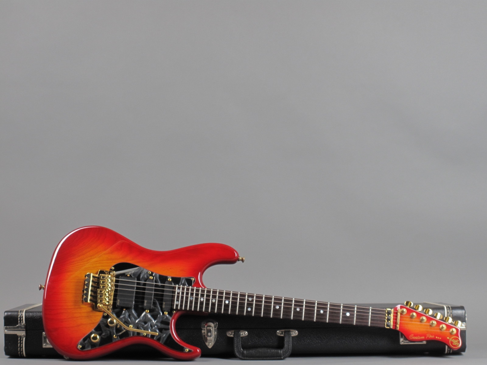 1990 Valley Arts Custom Pro - Fireburst ...