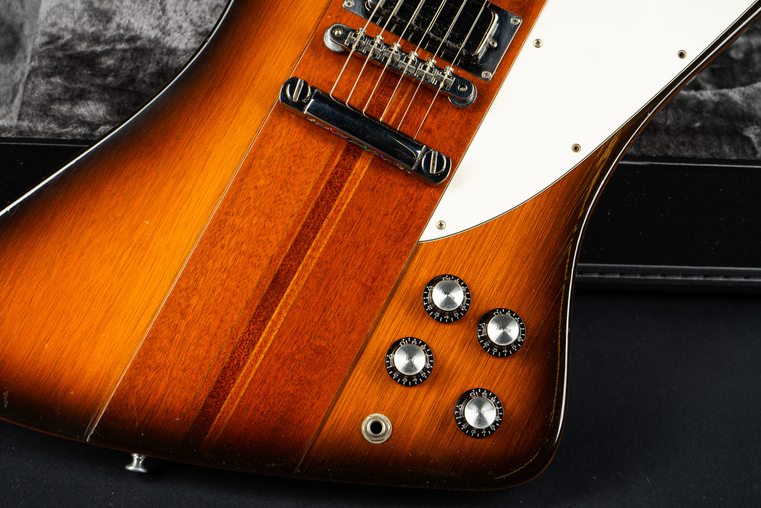1991 Gibson Firebird V - Sunburst - GuitarPoint