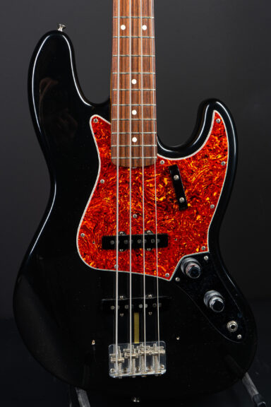 1992 Fender American Vintage 1962 Jazz Bass Reissue – Black