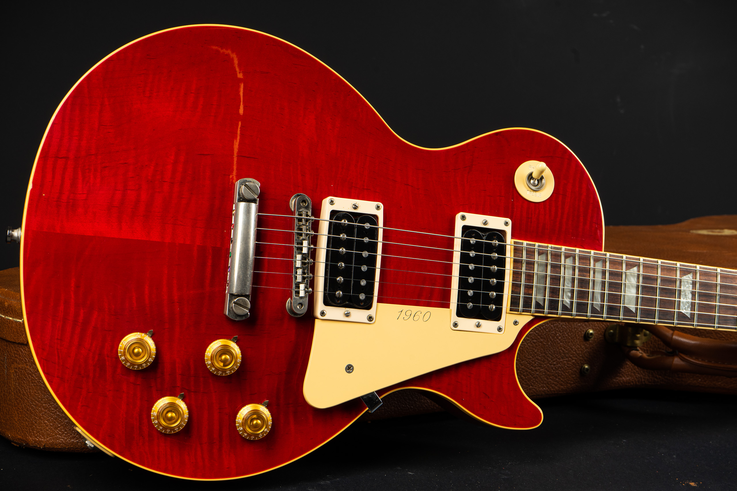 1992 Gibson Les Paul Classic Plus – Trans Red – GuitarPoint