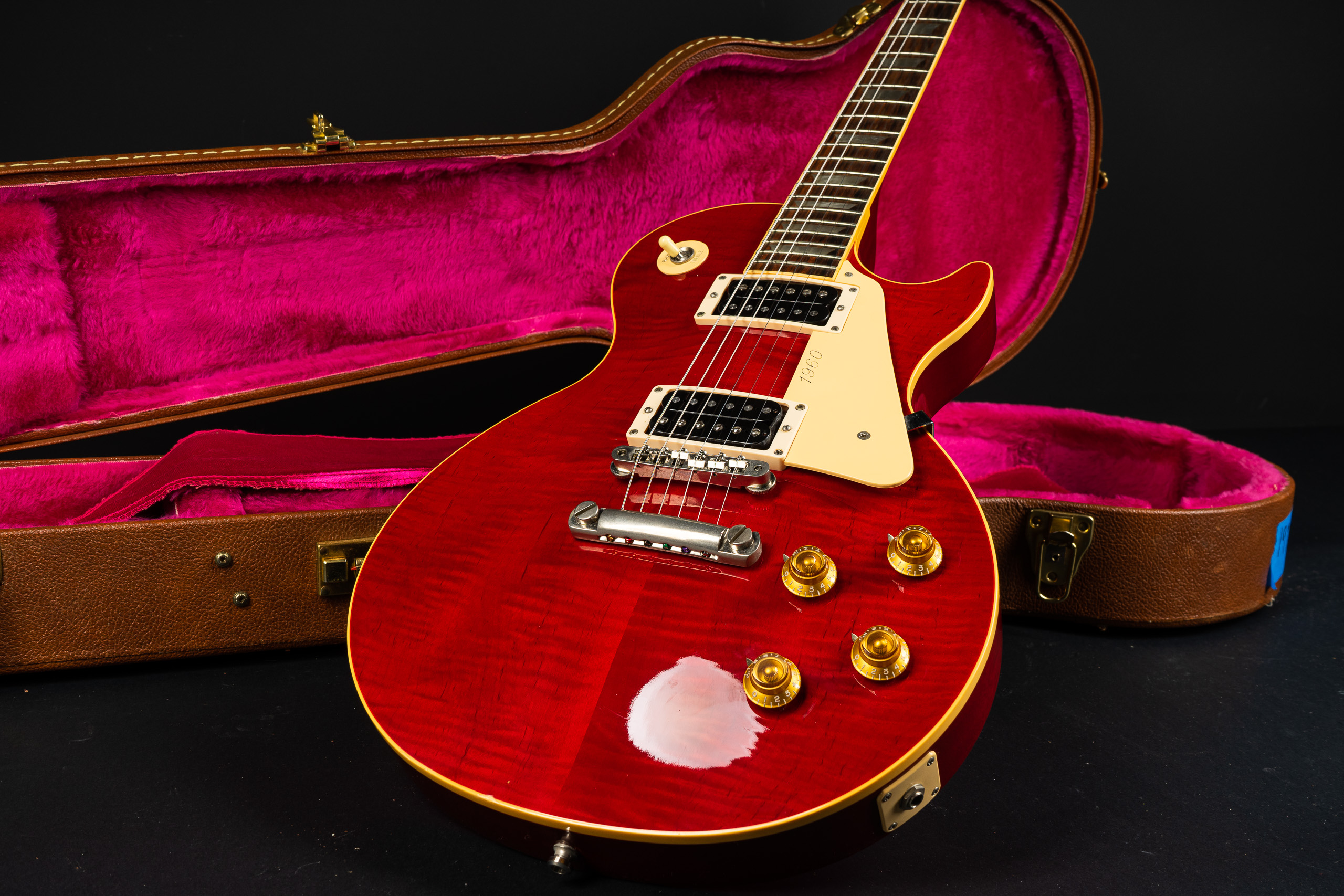 1992 Gibson Les Paul Classic Plus - Trans Red - GuitarPoint