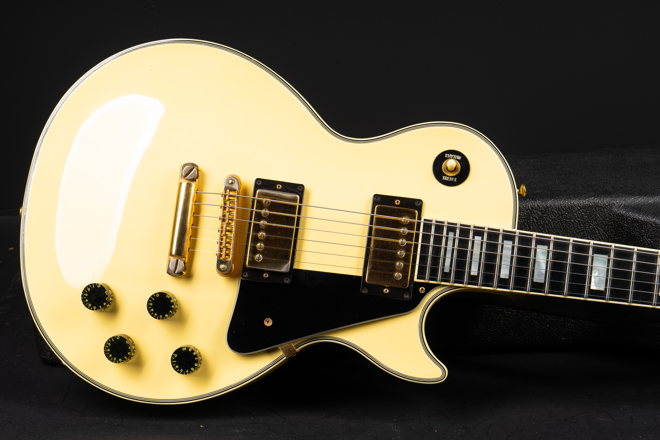 1992 Gibson Les Paul Custom - Alpine White near mint! - GuitarPoint