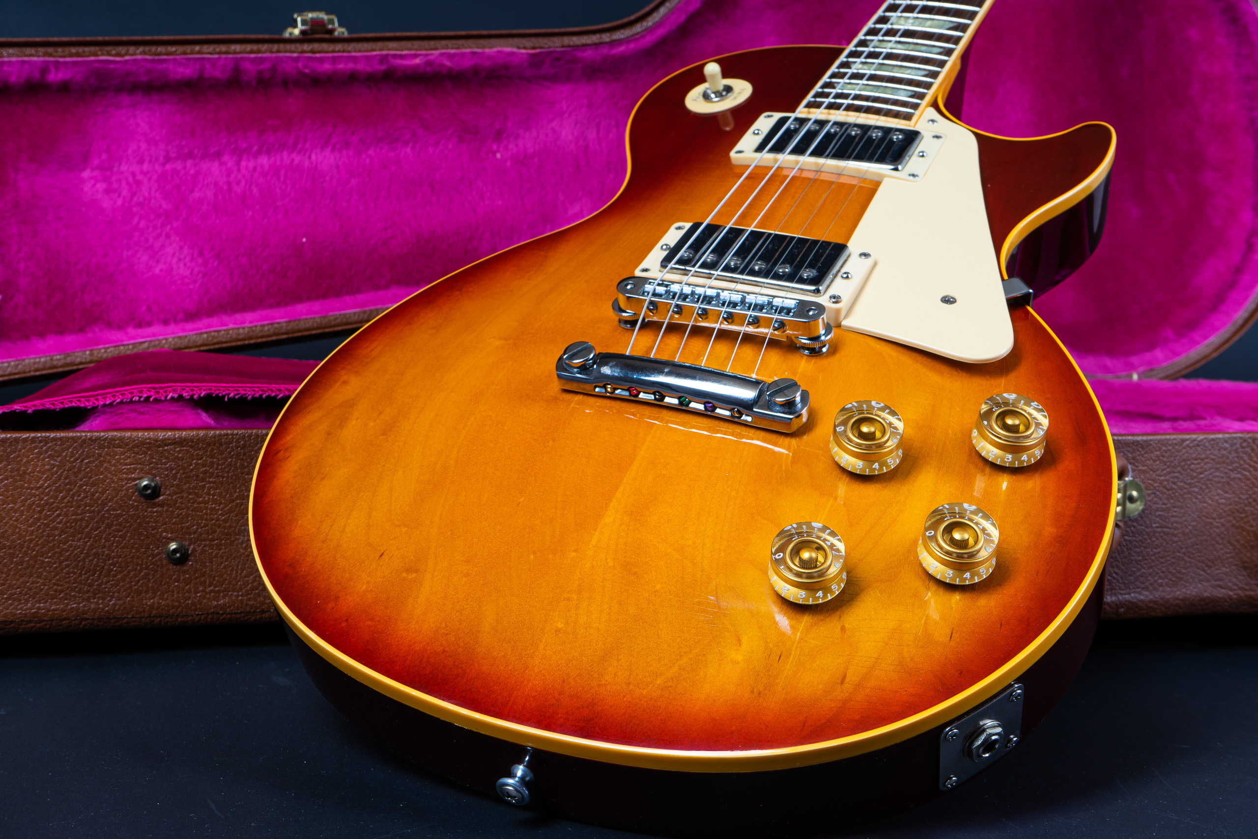 1992 Gibson Les Paul Standard - Sunburst - GuitarPoint