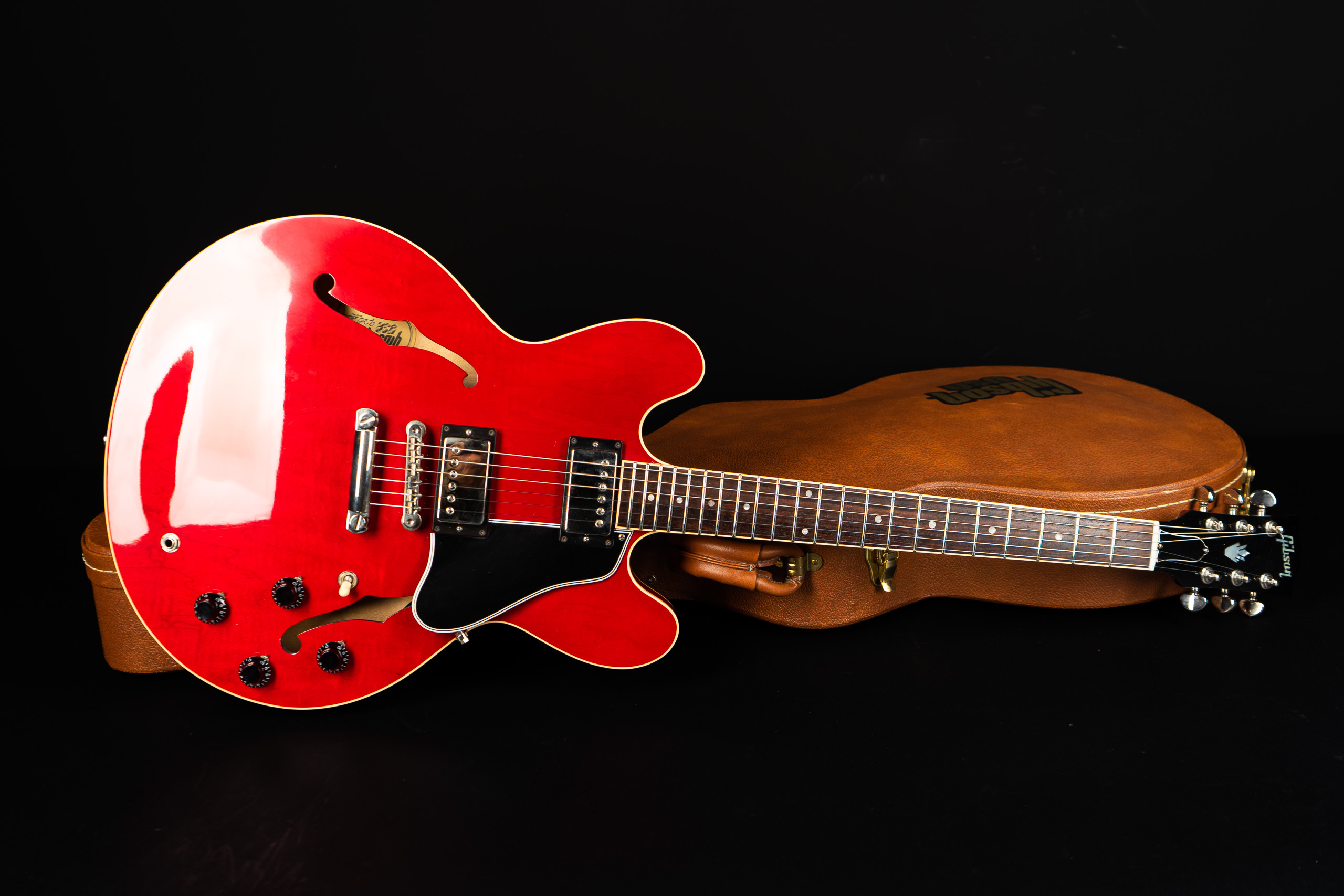 【美杢目】1993年製Gibson USA ES-335 dot 1993 Gibson ES-335 Dot Reissue - Cherry - GuitarPoint