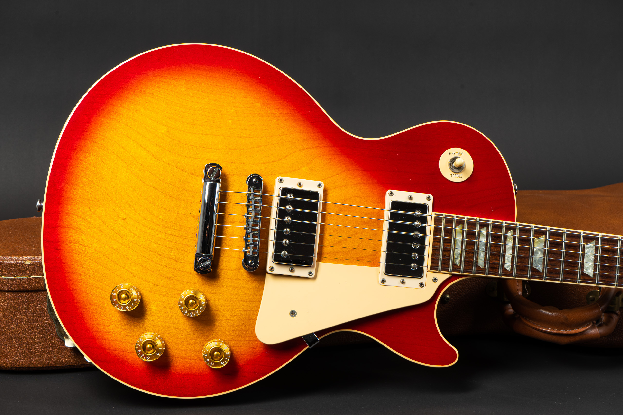 1993 Gibson Les Paul Standard - Sunburst - GuitarPoint