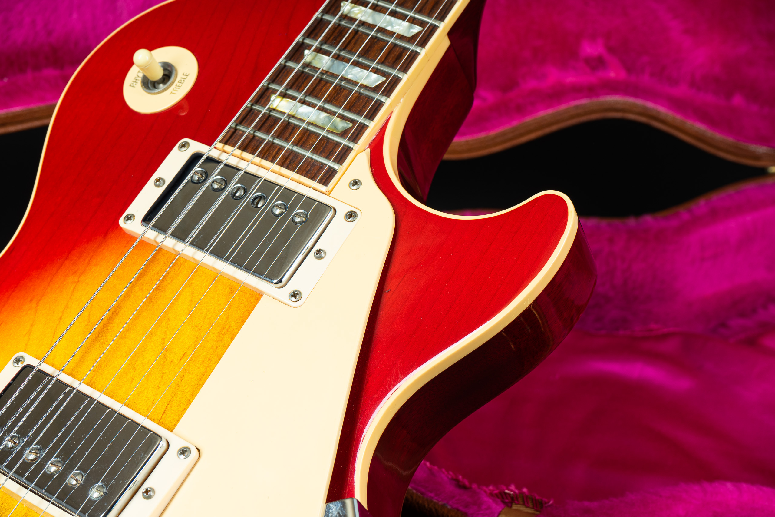 1993 Gibson Les Paul Standard - Sunburst - GuitarPoint