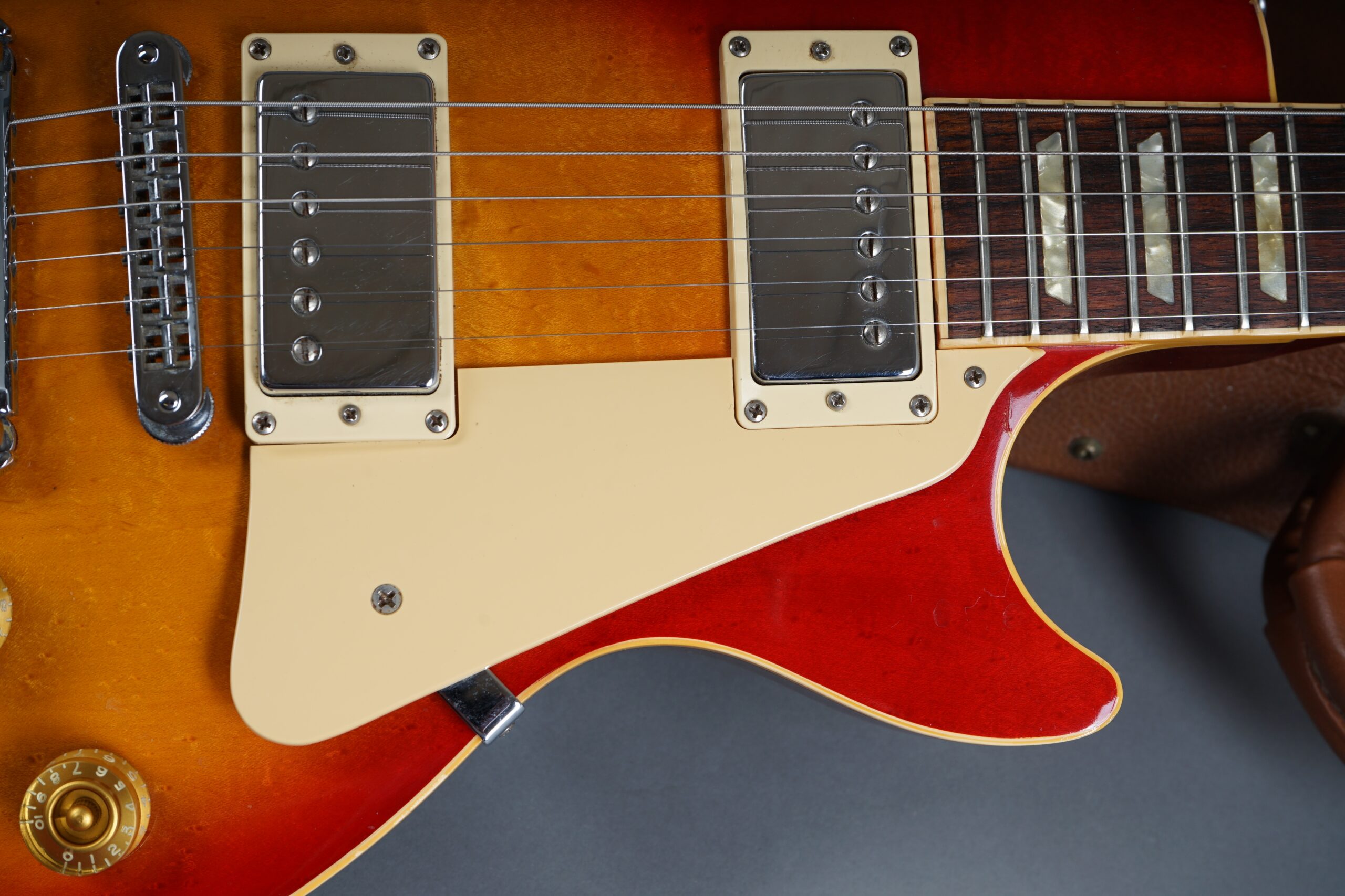 1993 Les Paul Standard - Cherry Sunburst - GuitarPoint