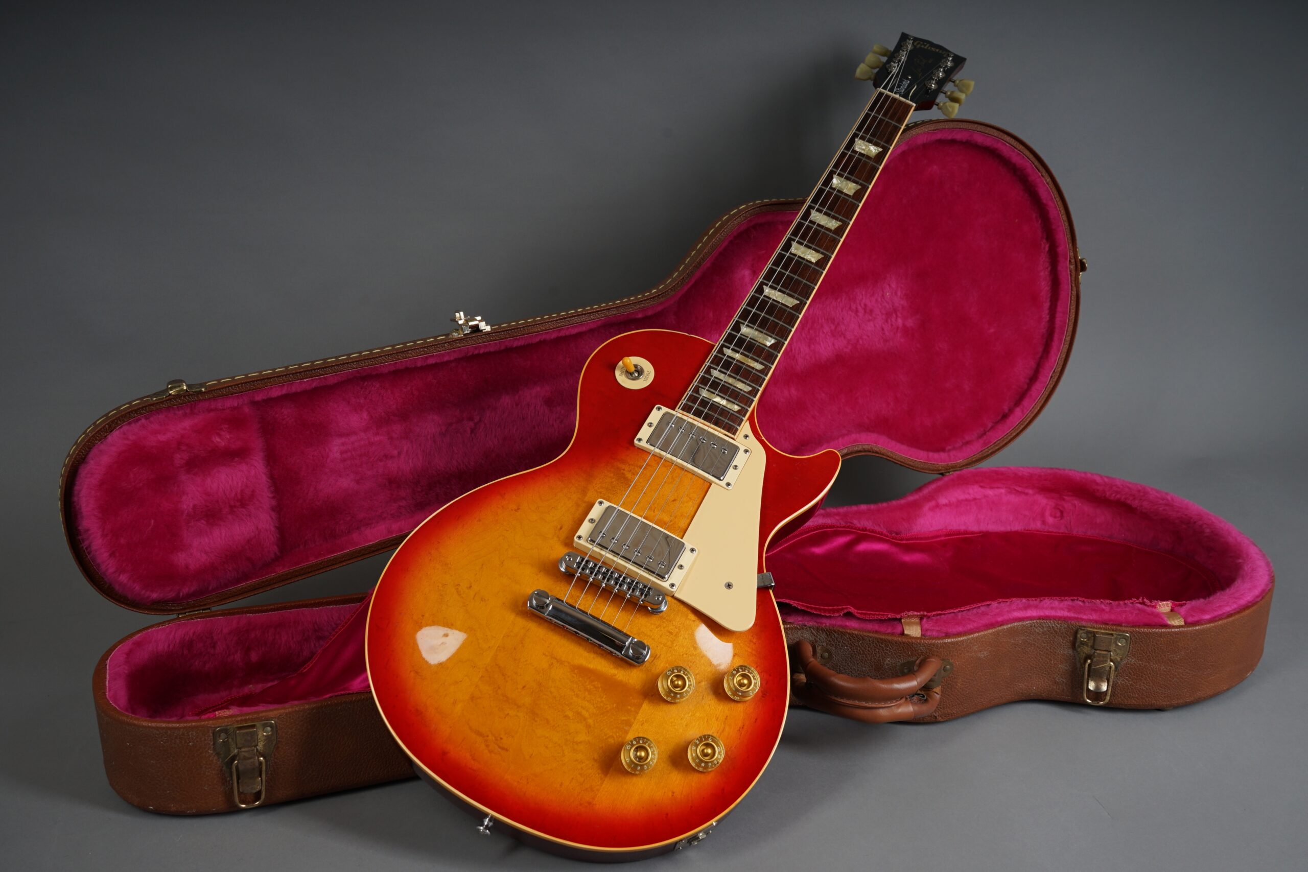 1993 Les Paul Standard - Cherry Sunburst - GuitarPoint