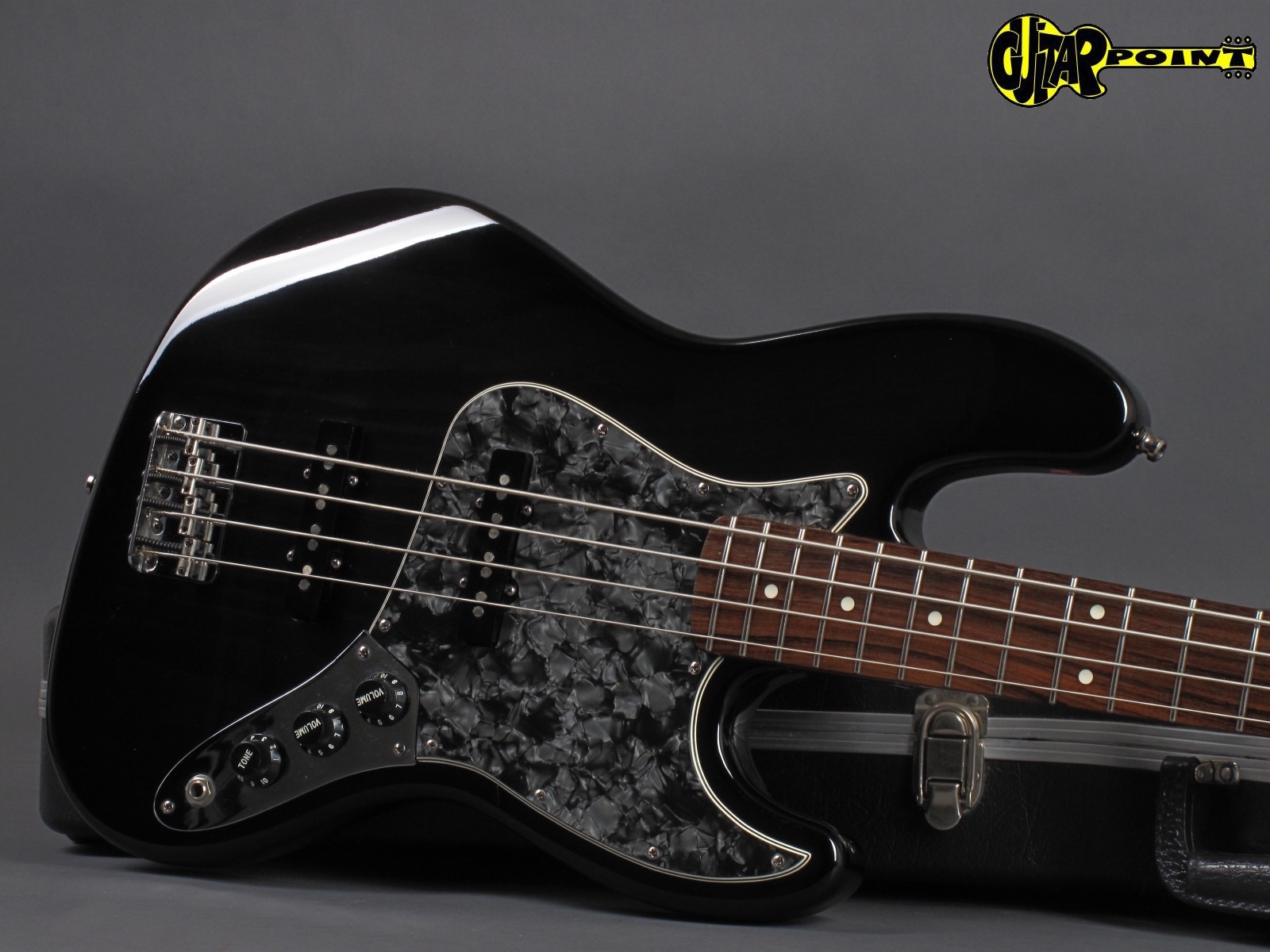 jazz bass black pearl pickguard