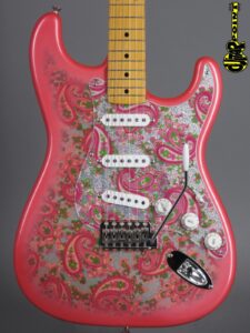 fender stratocaster pink paisley japan