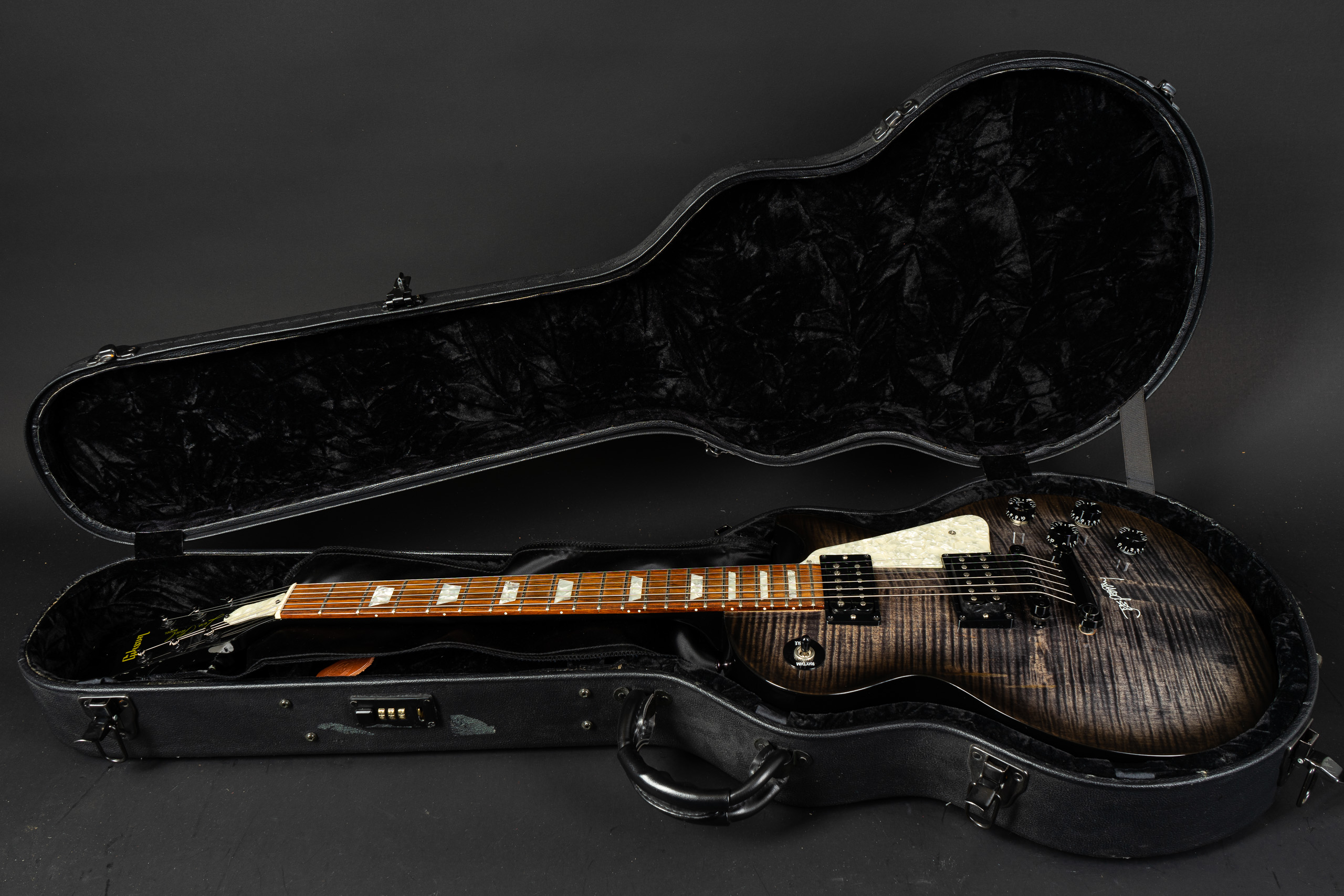 1997 Gibson Joe Perry Les Paul - Translucent Blackburst - GuitarPoint