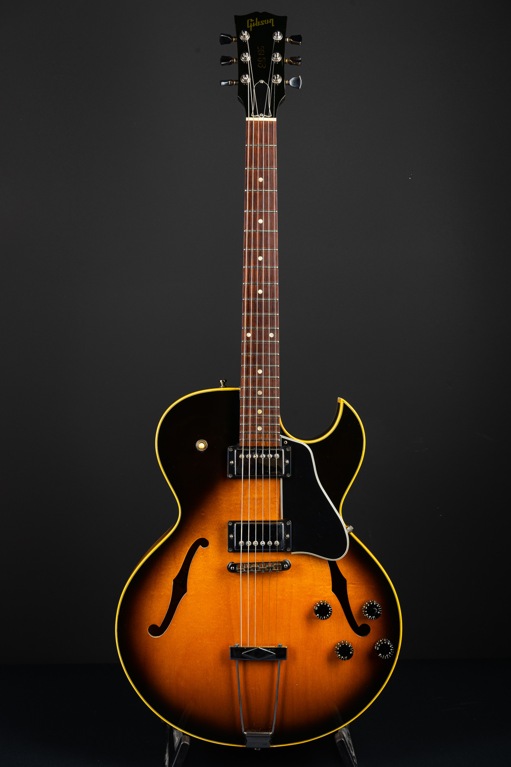 1998 Gibson ES-135 LE - Sunburst - GuitarPoint