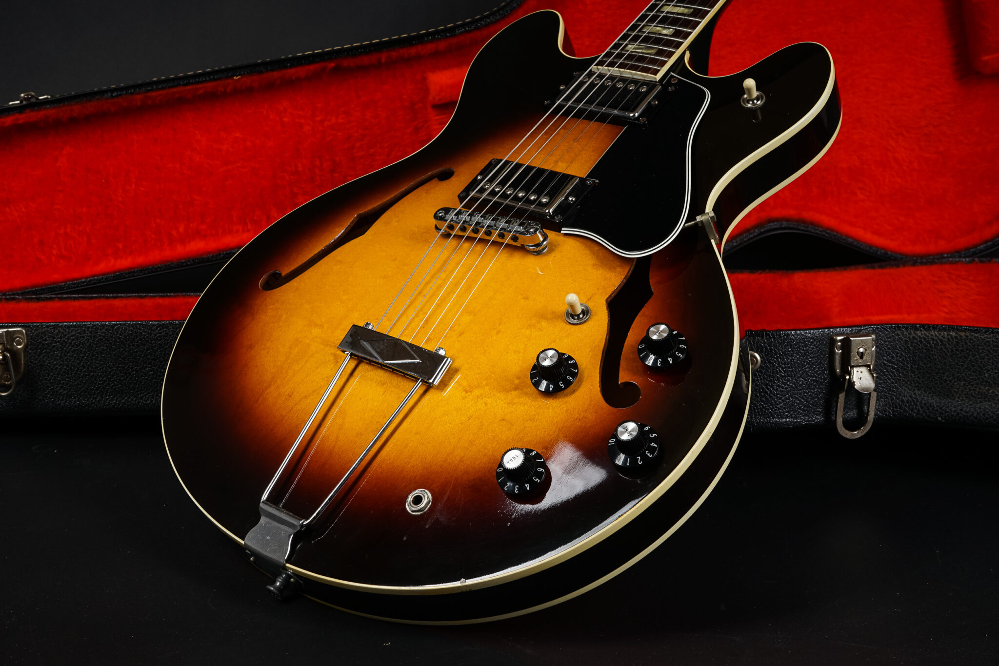 1979 Gibson ES-335 TD – Sunburst – GuitarPoint