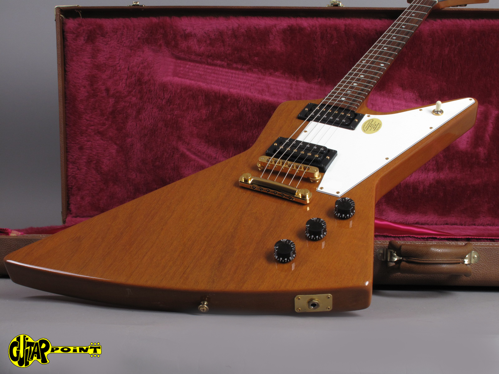 2000 Gibson Explorer – Natural “Limited Gold Edition” – GuitarPoint