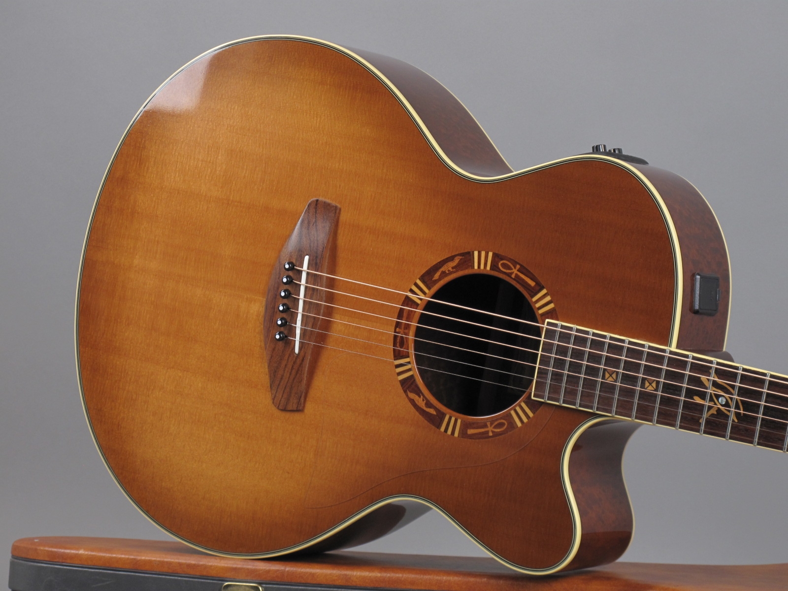 2001 Yamaha Compass CPX-15E – Sunburst – GuitarPoint