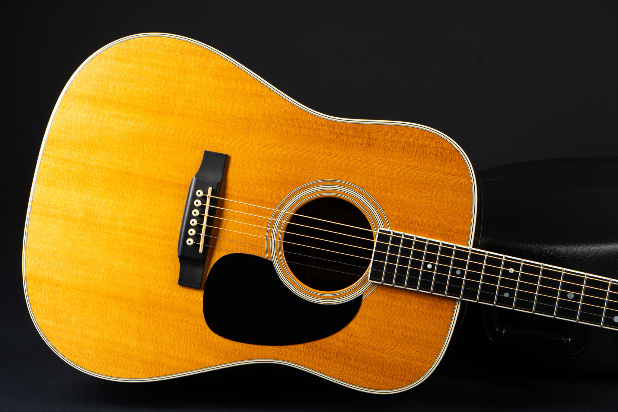 2003 Martin D-35 – Natural – GuitarPoint