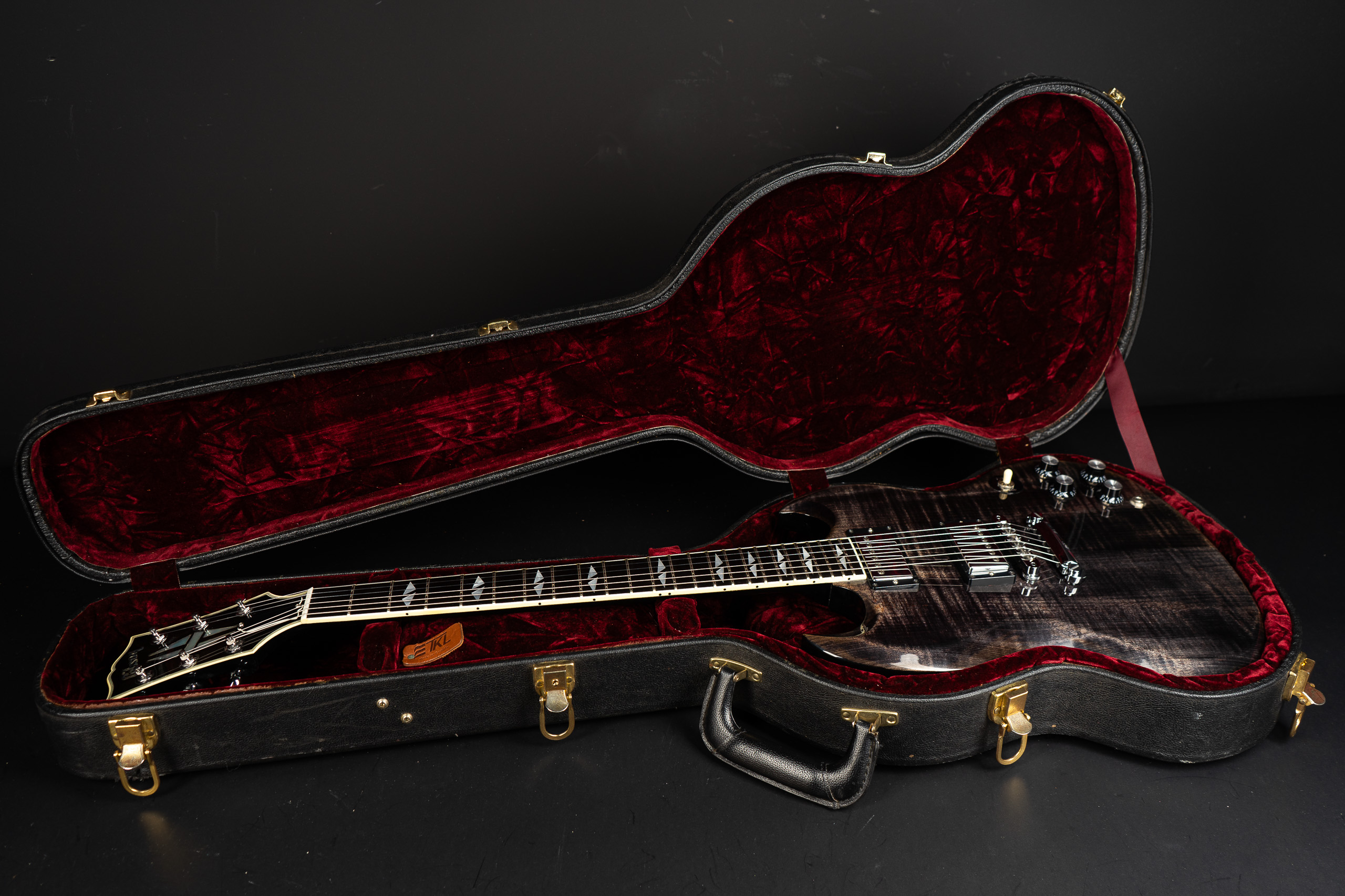 2005 Gibson SG Supreme - Translucent Black - GuitarPoint