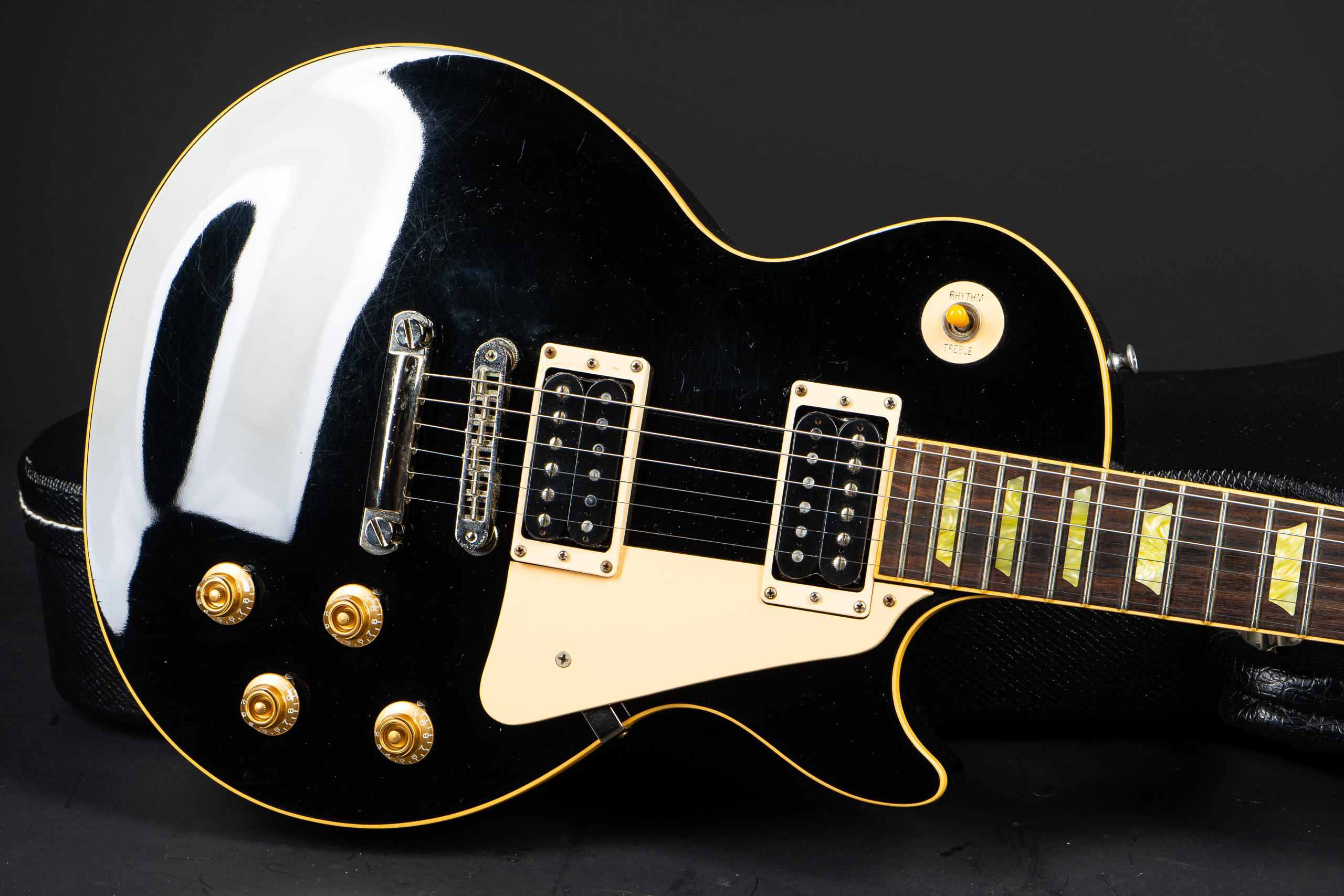 2007 Gibson Les Paul Classic - Ebony - GuitarPoint