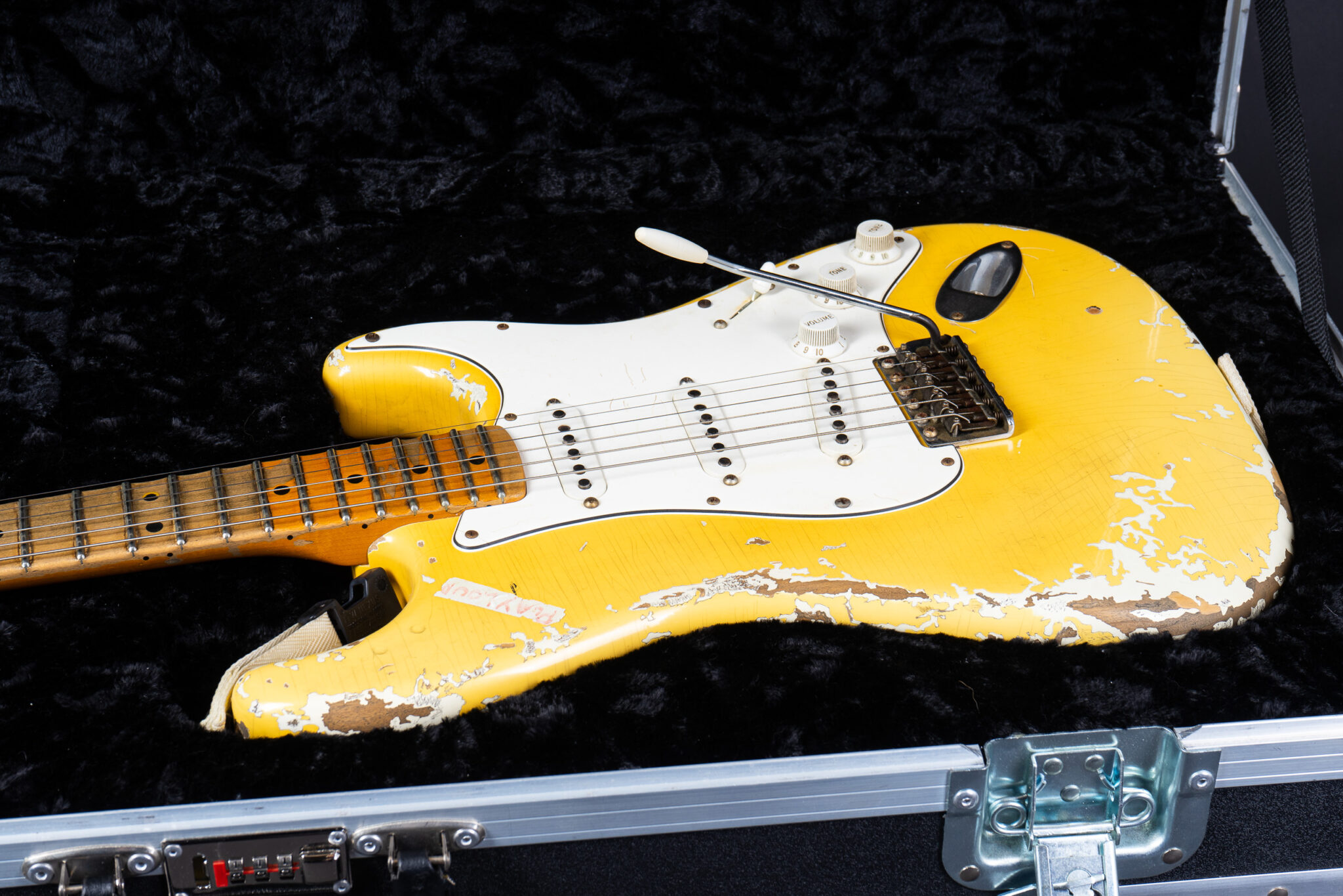 最新品通販Fender USA YNGWIE ST UD 2008 フェンダー