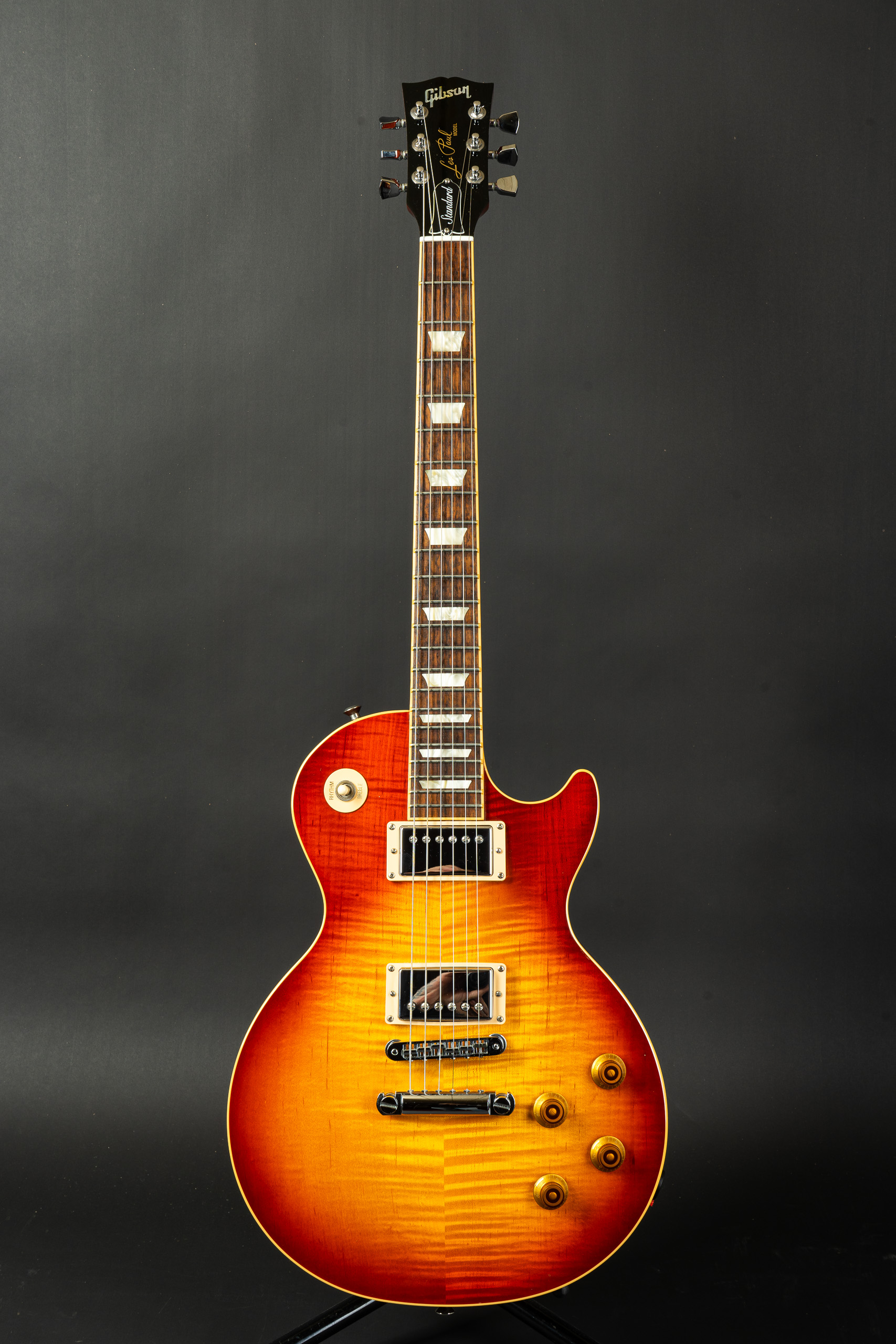 2008 Gibson Les Paul Standard - Sunburst - GuitarPoint