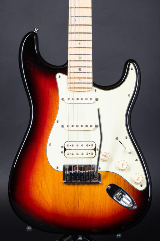 2009 Fender American Deluxe Stratocaster - Sunburst