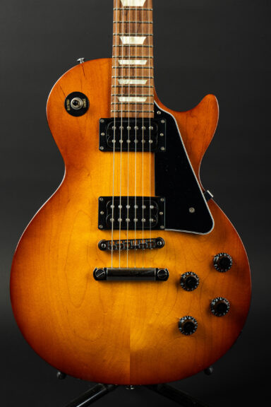 2011 Gibson Les Paul Studio Satin - Satin Vintage Sunburst