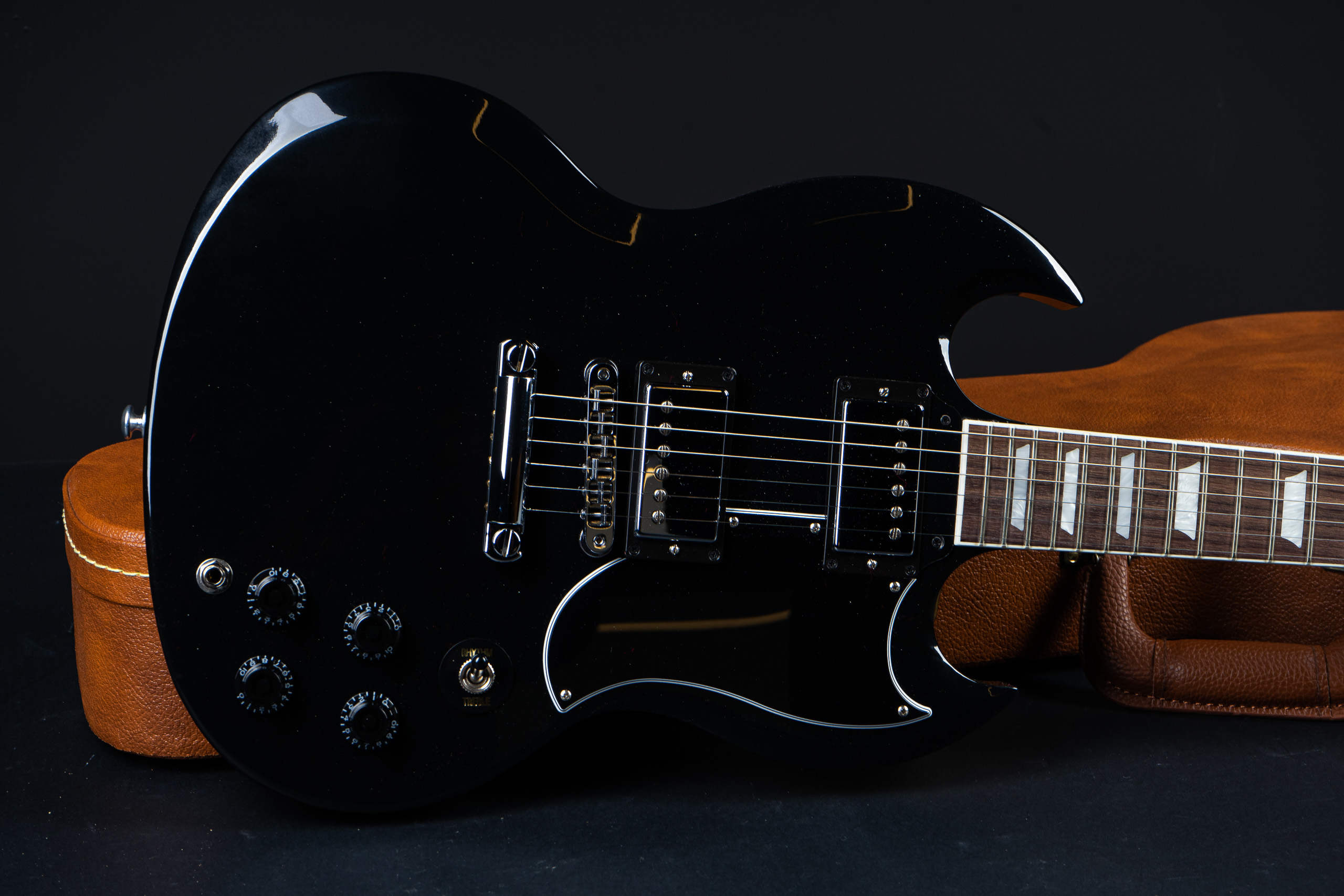 2018 Gibson SG Standard - Ebony - GuitarPoint