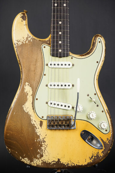 2021 Fender Carlos Lopez 1961 Stratocaster Ultra Relic - Aged Olympic White