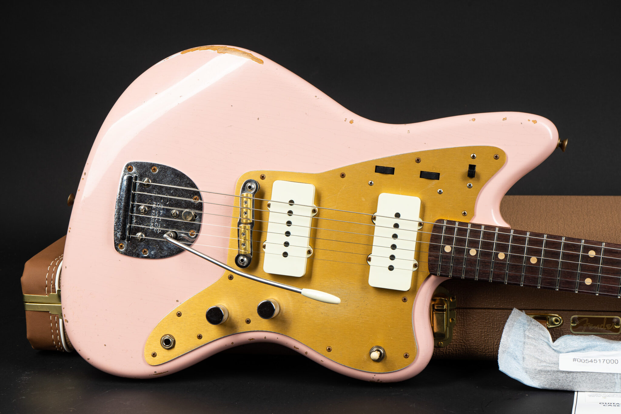 Squier shell deals pink jazzmaster