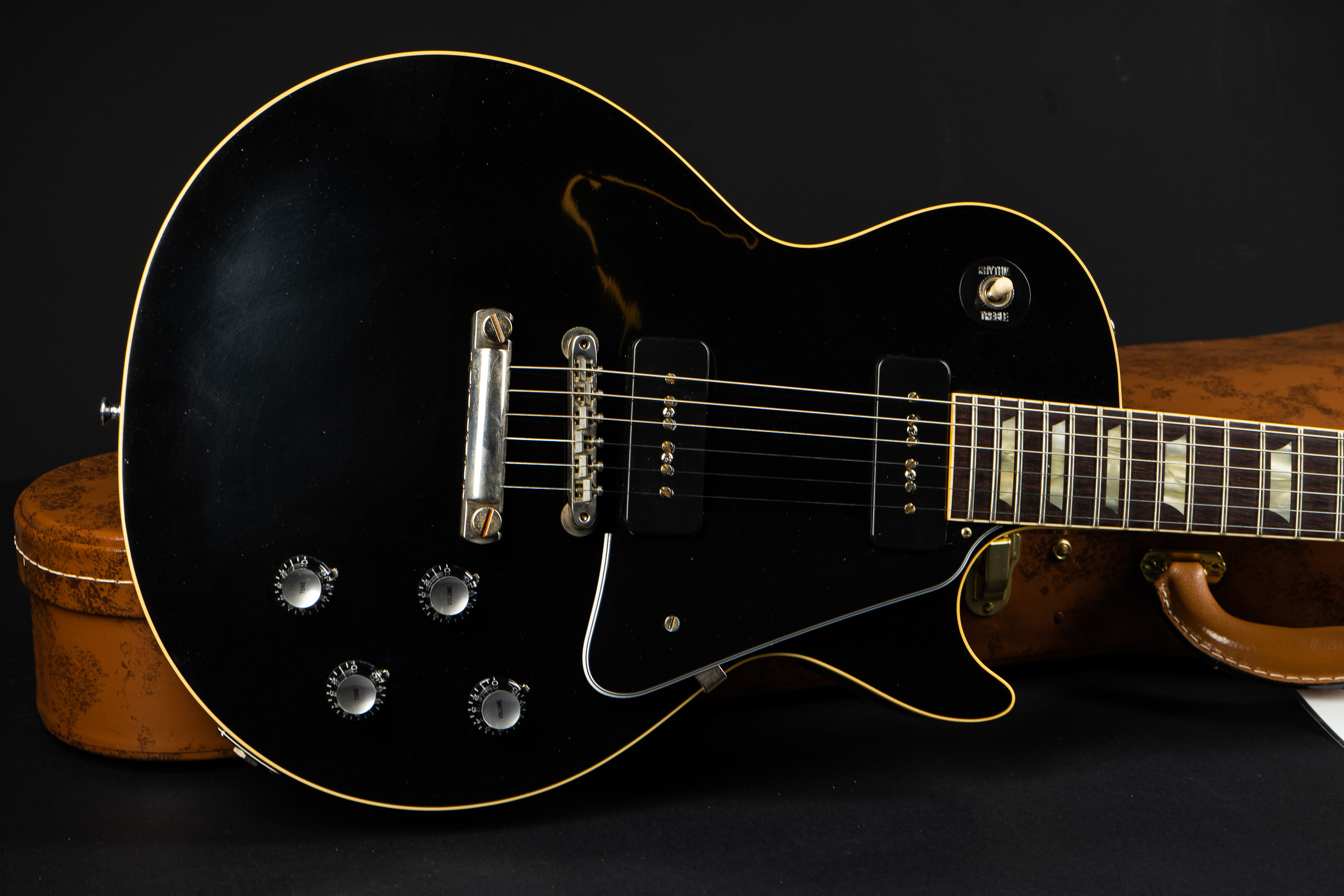 Gibson Custom Shop 1956 Les Paul Standard Blackout VOS - All Ebony