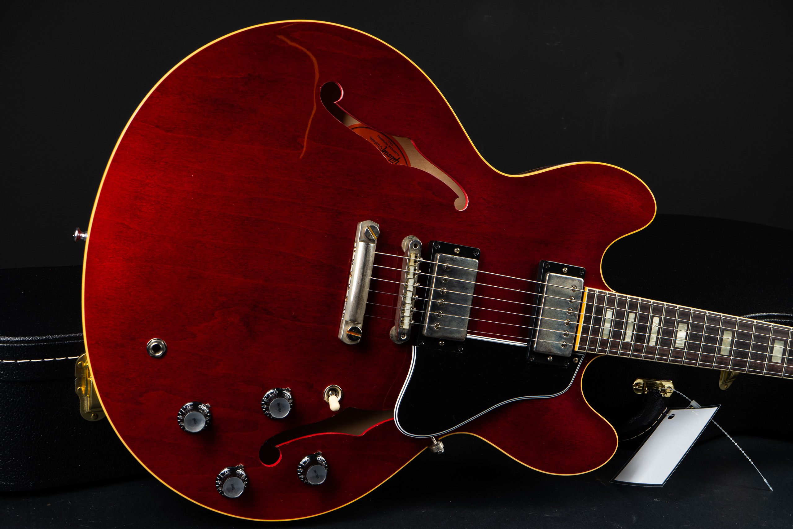 Gibson Custom Shop 1964 ES-335 VOS – Cherry – GuitarPoint