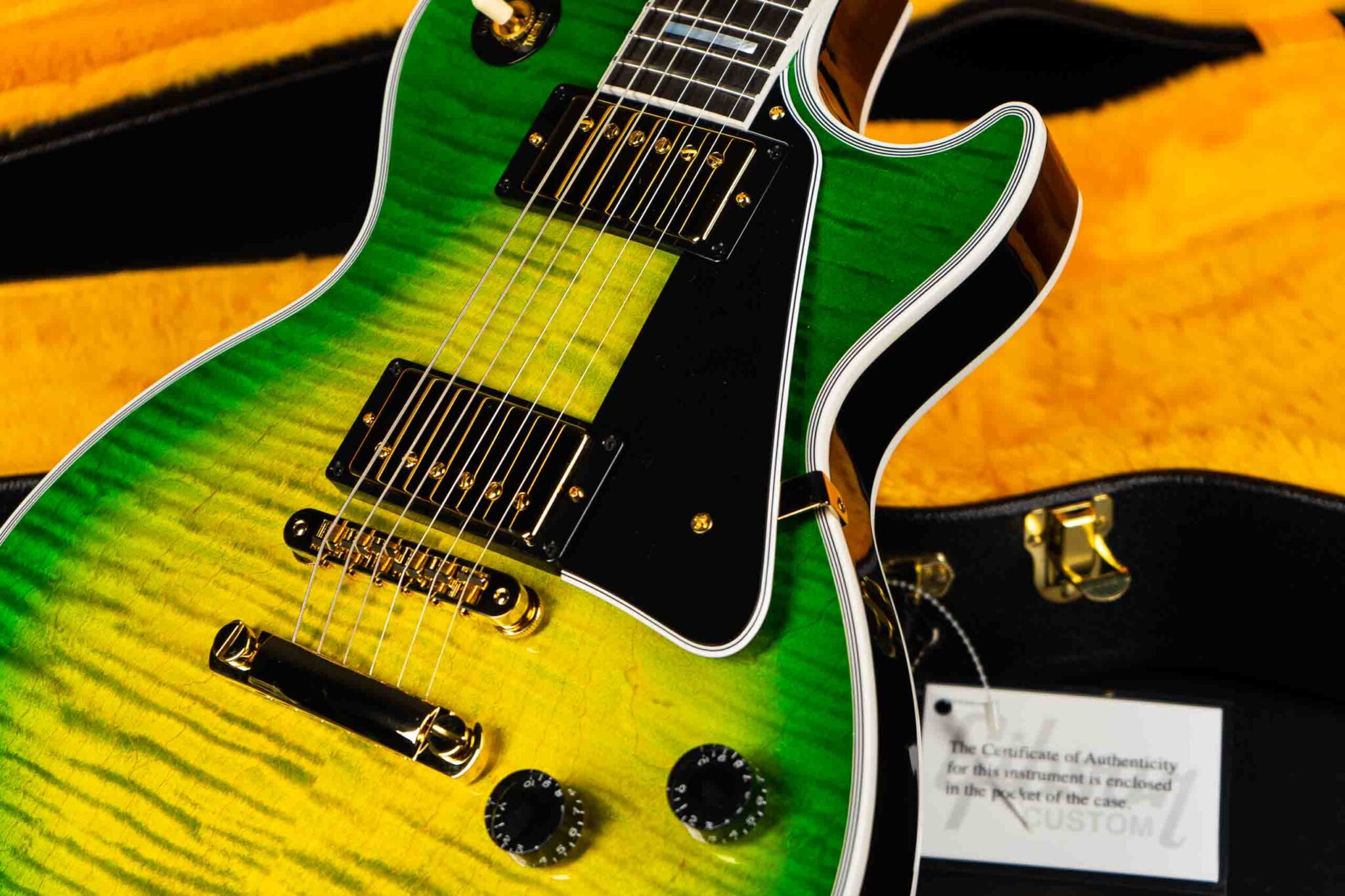 Gibson Custom Shop Les Paul Custom Figured Top – Iguana Burst – GuitarPoint