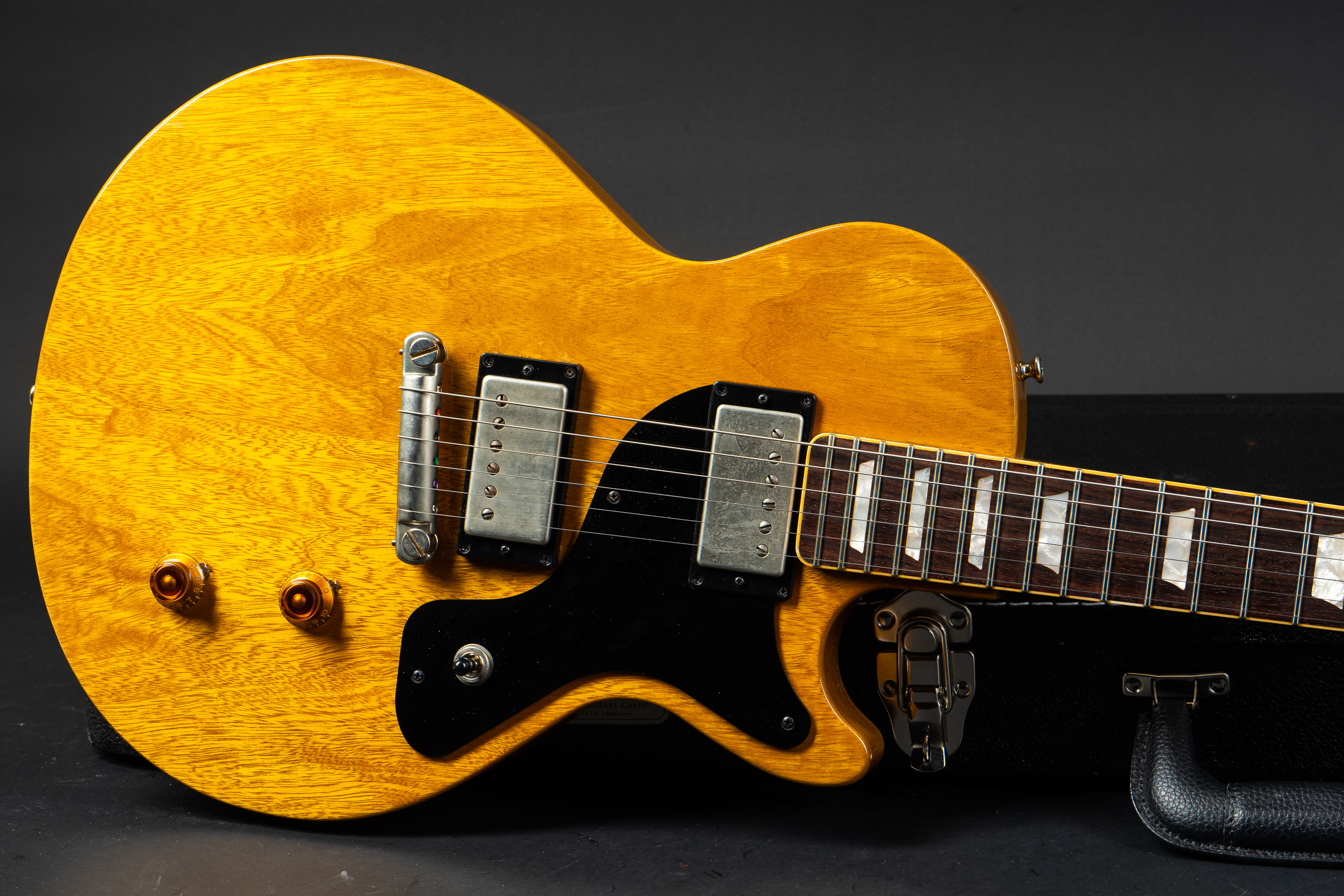 Jimmy Wallace Javelin - Korina - GuitarPoint