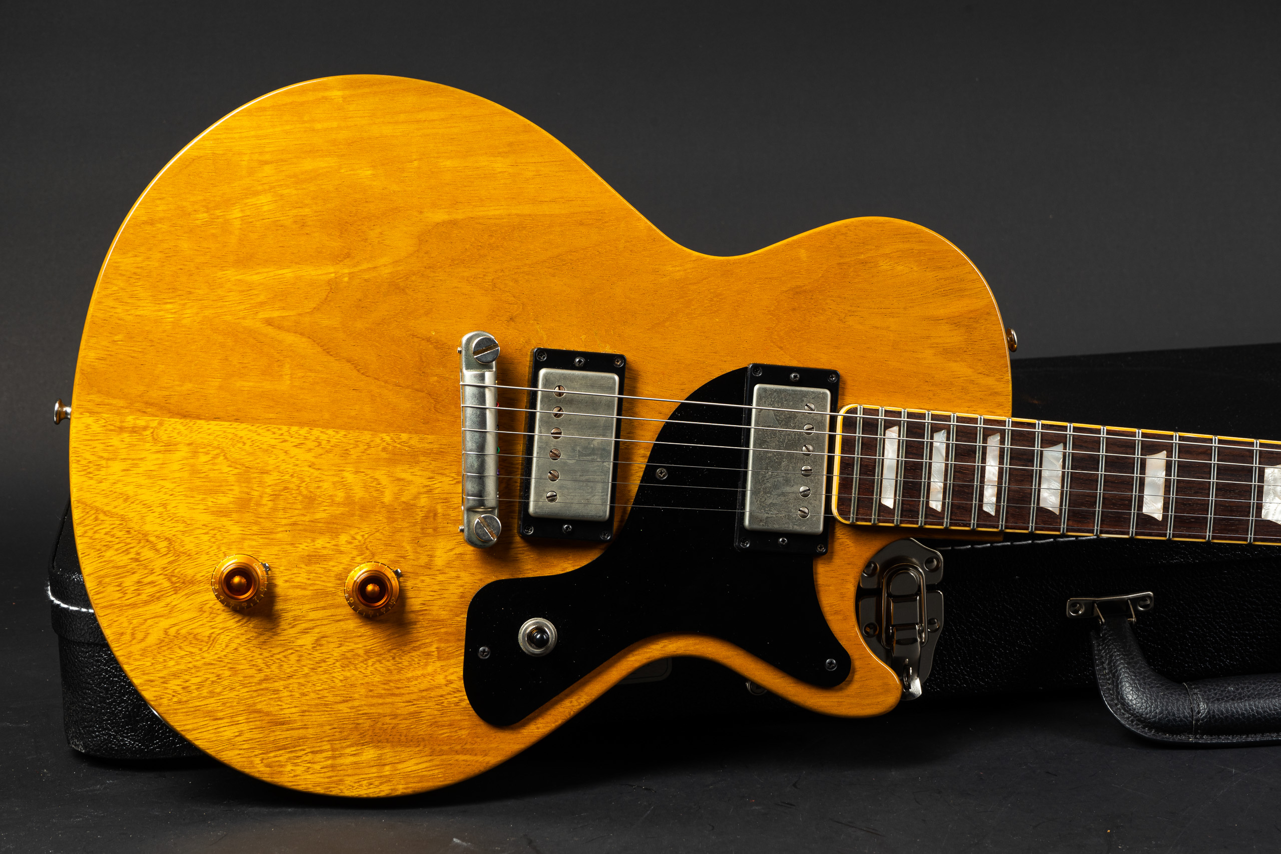 Jimmy Wallace Javelin - Korina - GuitarPoint